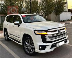 تۆیۆتا لاند کروزەر